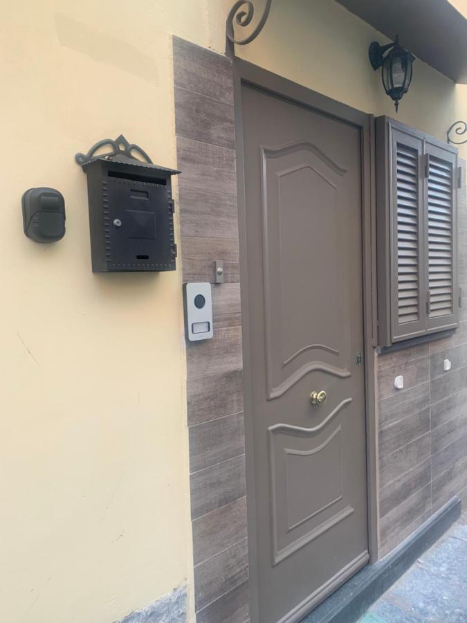 Ferienwohnung The Small House In Neapel Exterior foto